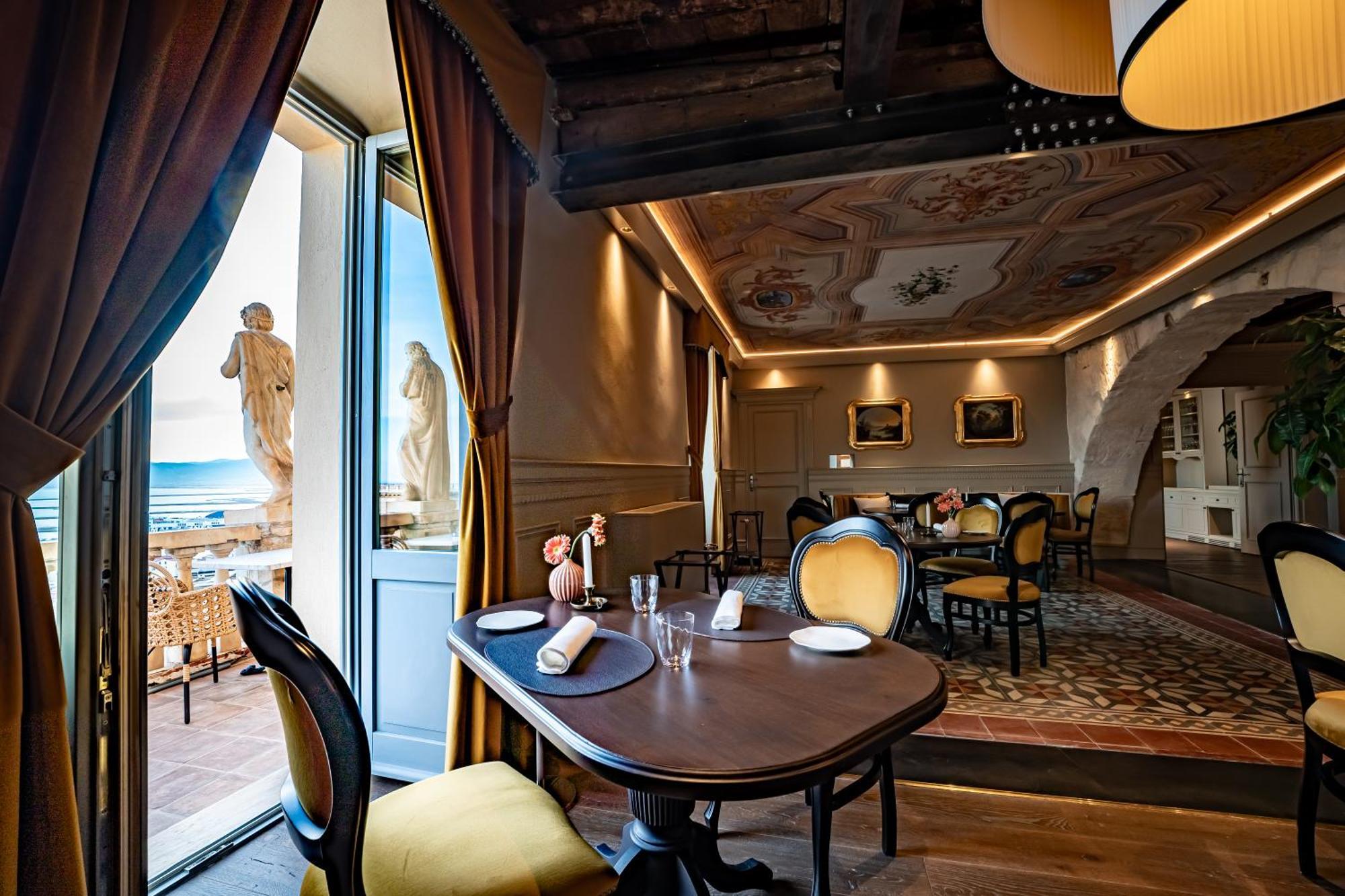 ホテル Palazzo Boyl 1840 カリアリ エクステリア 写真